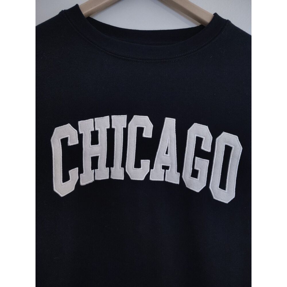 New York Popular CHICAGO Varsity Stripe Crewneck Sweatshirt Preppy Y2K - Picture 2 of 5